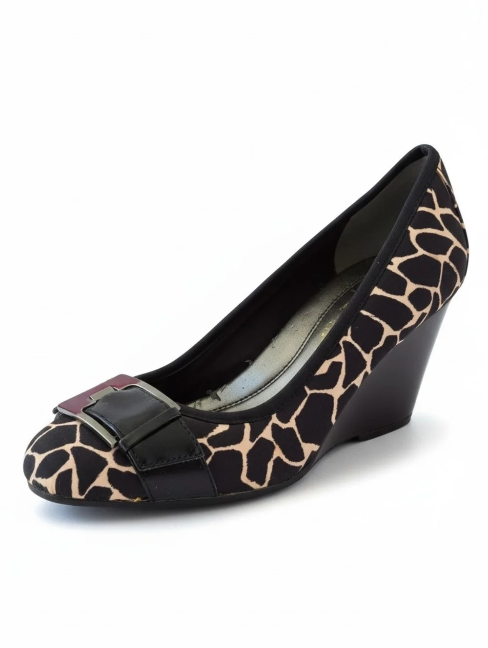 NEW! Bandolino Giraffe-Print Wedge Pump with Decorative Buckle - Black & Cream